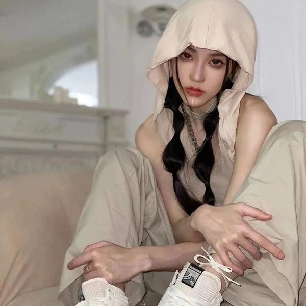 查理的生与死封面