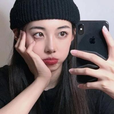 烟硝中，我们狂欢封面